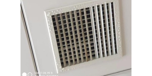 中央空調(diào)風口結(jié)露