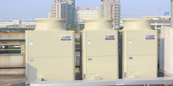 越邦機電-中央空調(diào)安裝清洗方法、原因、分類、注意問題詳解